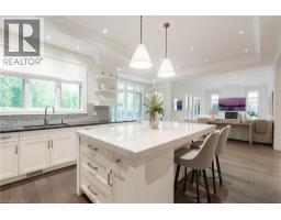 2458 MEADOWOOD Crescent - 15