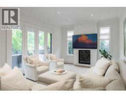 2458 MEADOWOOD Crescent - 18