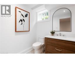 2458 MEADOWOOD Crescent - 42