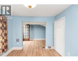 44 ARTHUR Avenue N - 16