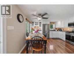 2387 LAKESHORE Road - 16