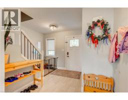 195 CHARLES Street E - 3