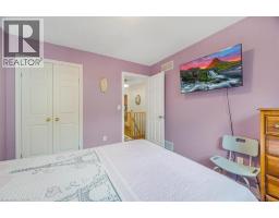 93 WELLANDVALE Drive - 16