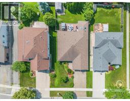 93 WELLANDVALE Drive - 41
