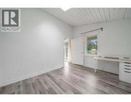 7332 TWENTY Road E - 16