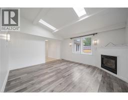 7332 TWENTY Road E - 8