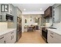 784 ELIZABETH Street - 10