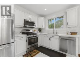197 BURBANK Street - 8