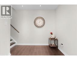 421 BAIRSTOW Crescent - 13