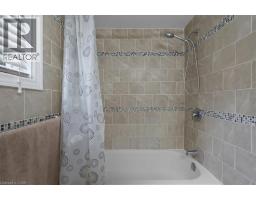 421 BAIRSTOW Crescent - 17