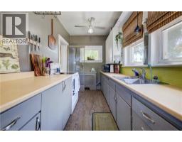523 LOWTHER Street S - 12