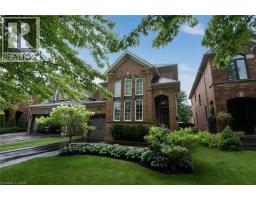 16 WOODCOTE Crescent - 3