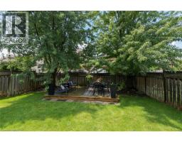 16 WOODCOTE Crescent - 44
