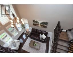 16 WOODCOTE Crescent - 9