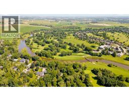 48 MISTY RIVER Drive - 40