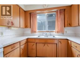 124 CARWOOD Avenue - 19