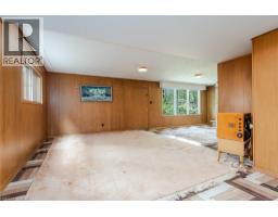 124 CARWOOD Avenue - 35