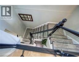 699 ZERMATT Drive UnitNo. A - 21