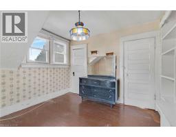 6511 RIALL Street - 27
