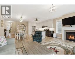 104 ANASTASIA Boulevard - 19