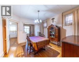 35 SHERMAN Avenue N - 9