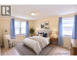 340 KING Street W - 13