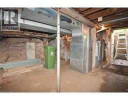 340 KING Street W - 31