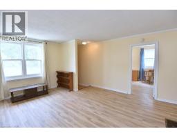 340 KING Street W - 6