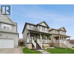 168 HAMPSON Crescent - 1