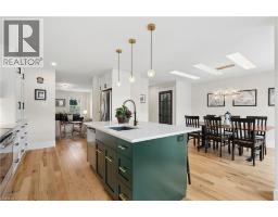 168 HAMPSON Crescent - 12