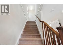 168 HAMPSON Crescent - 18