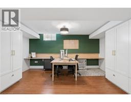168 HAMPSON Crescent - 35