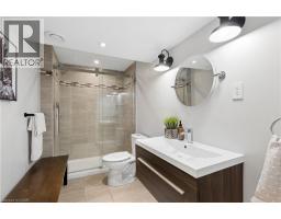 168 HAMPSON Crescent - 37