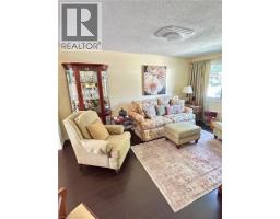 202 RICHARDSON Drive UnitNo. 29 - 5