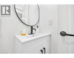 138 RENDELL Boulevard - 40
