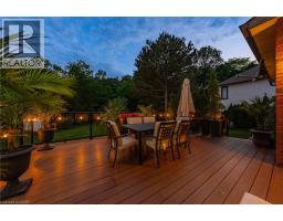 5 MAYS Crescent - 35
