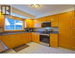 39 AINSWORTH Street - 13