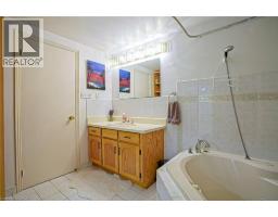 39 AINSWORTH Street - 34