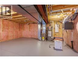 93 DUCHESS Drive - 16