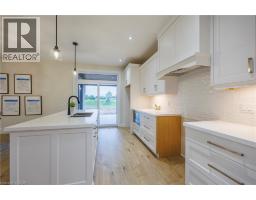 93 DUCHESS Drive - 9