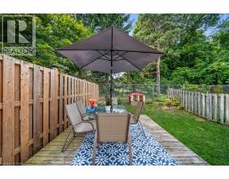 45 FREEMAN Crescent - 33