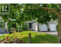 45 FREEMAN Crescent - 4