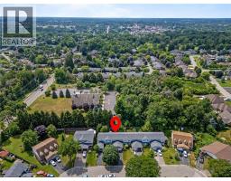 45 FREEMAN Crescent - 5