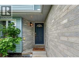 45 FREEMAN Crescent - 8