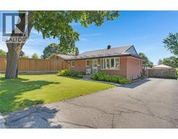 94 OTTAWA Crescent - 3