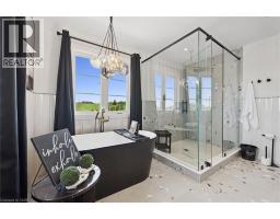 3 QUEENSBROOK Crescent - 19