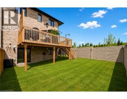 3 QUEENSBROOK Crescent - 31