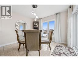 29 ENGLISH Crescent - 12
