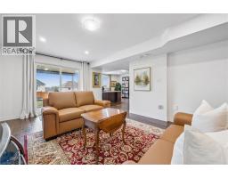 29 ENGLISH Crescent - 29