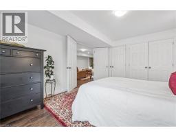 29 ENGLISH Crescent - 34